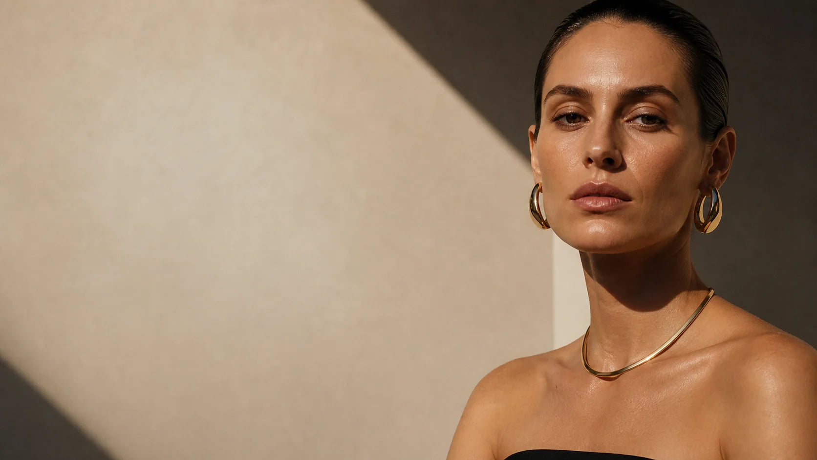 Jewelry campaign portrait concept